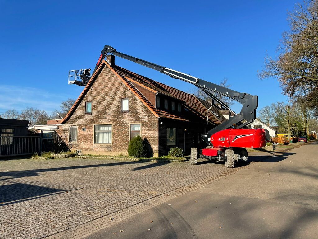 TE HUUR Manitou 280 TJ 28 M hoogwerker met uitschuif jib