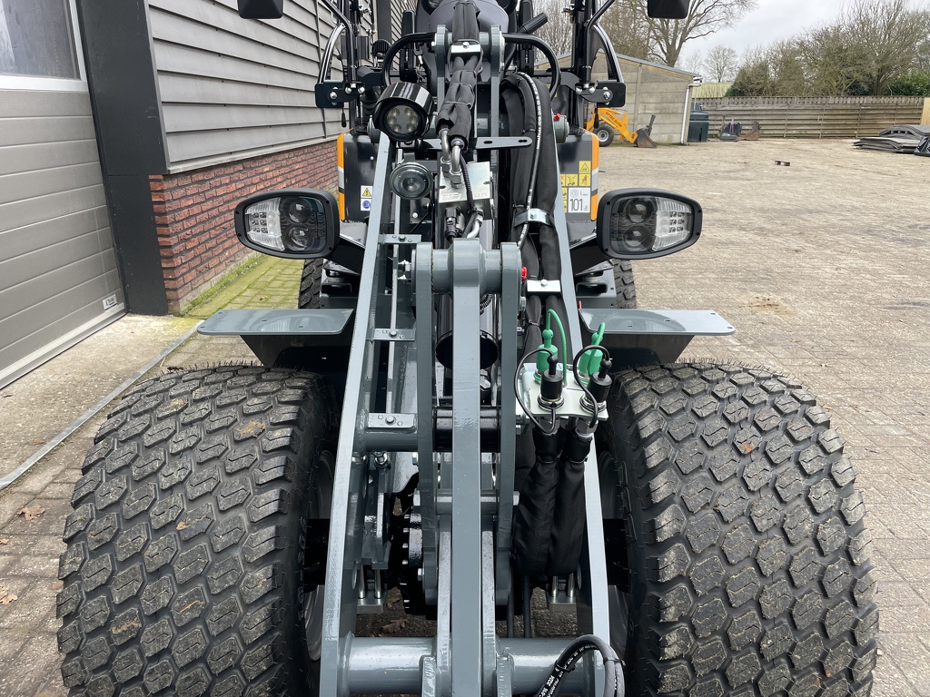 GIANT G2700E X-TRA HD minishovel / kniklader NIEUW electrisch