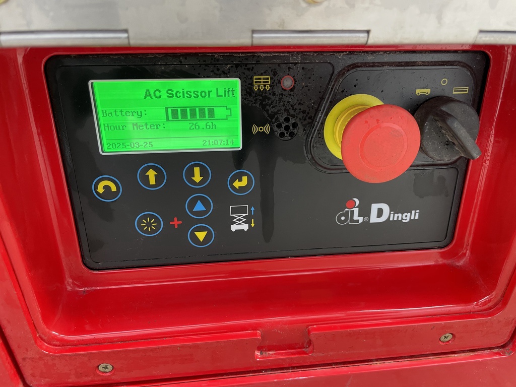 Magni ES0807 AC schaarhoogwerker BJ 2023 26 uur