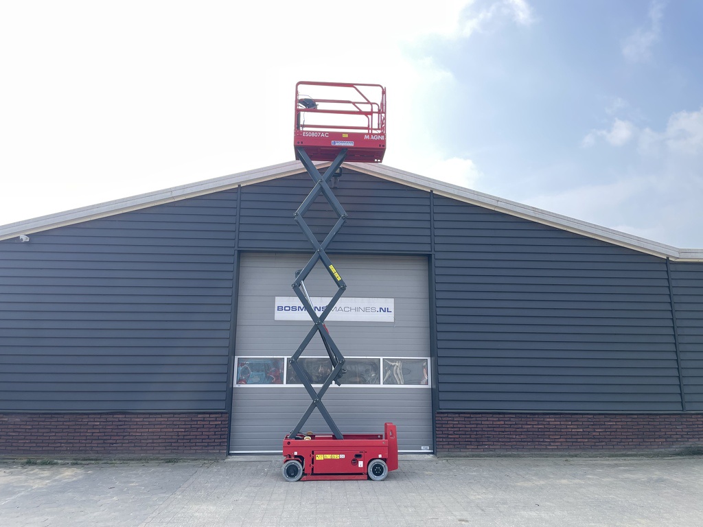Magni ES0807 AC schaarhoogwerker BJ 2023 26 uur