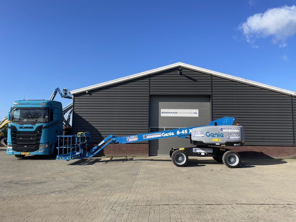 TE HUUR Genie S45 XC telescoop hoogwerker 16 M