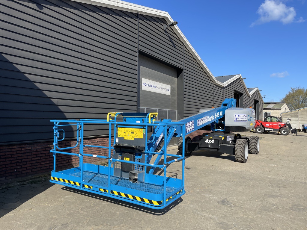 TE HUUR Genie S45 XC telescoop hoogwerker 16 M