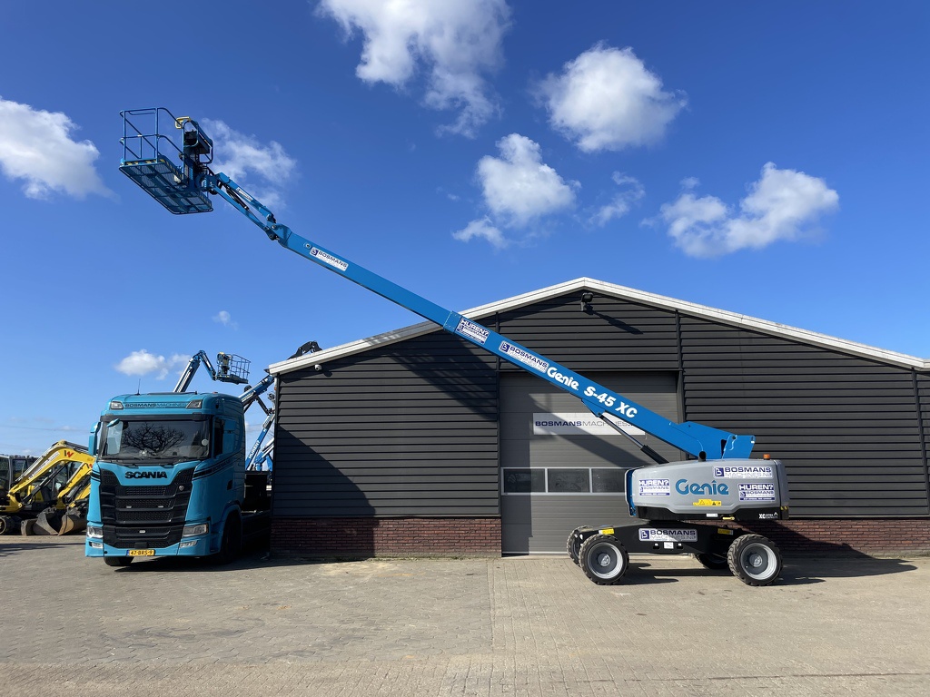 TE HUUR Genie S45 XC telescoop hoogwerker 16 M