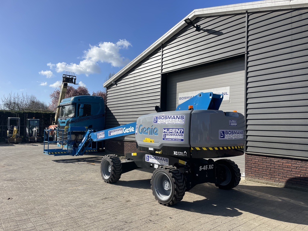 TE HUUR Genie S45 XC telescoop hoogwerker 16 M