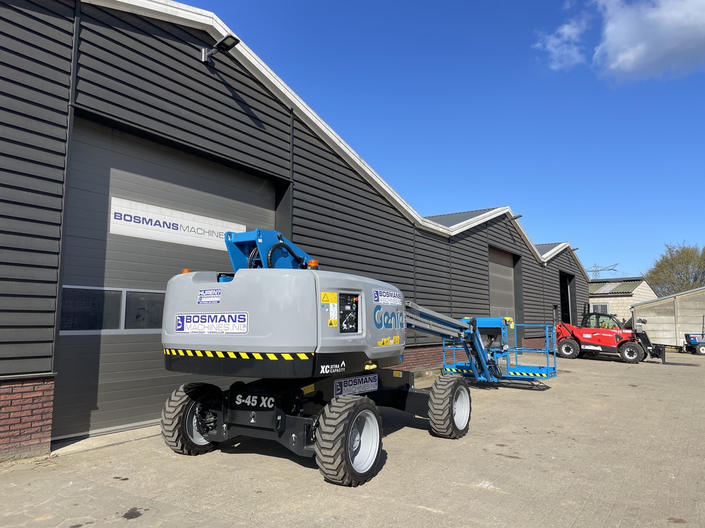 TE HUUR Genie S45 XC telescoop hoogwerker 16 M