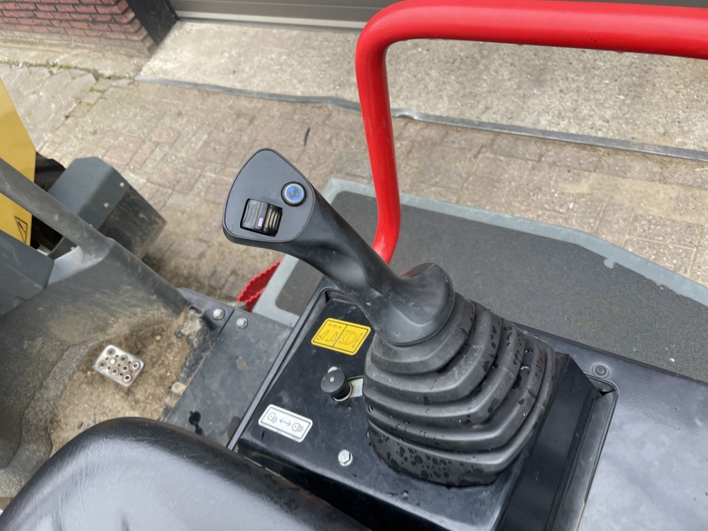 TE HUUR Neuson DW30 wieldumper