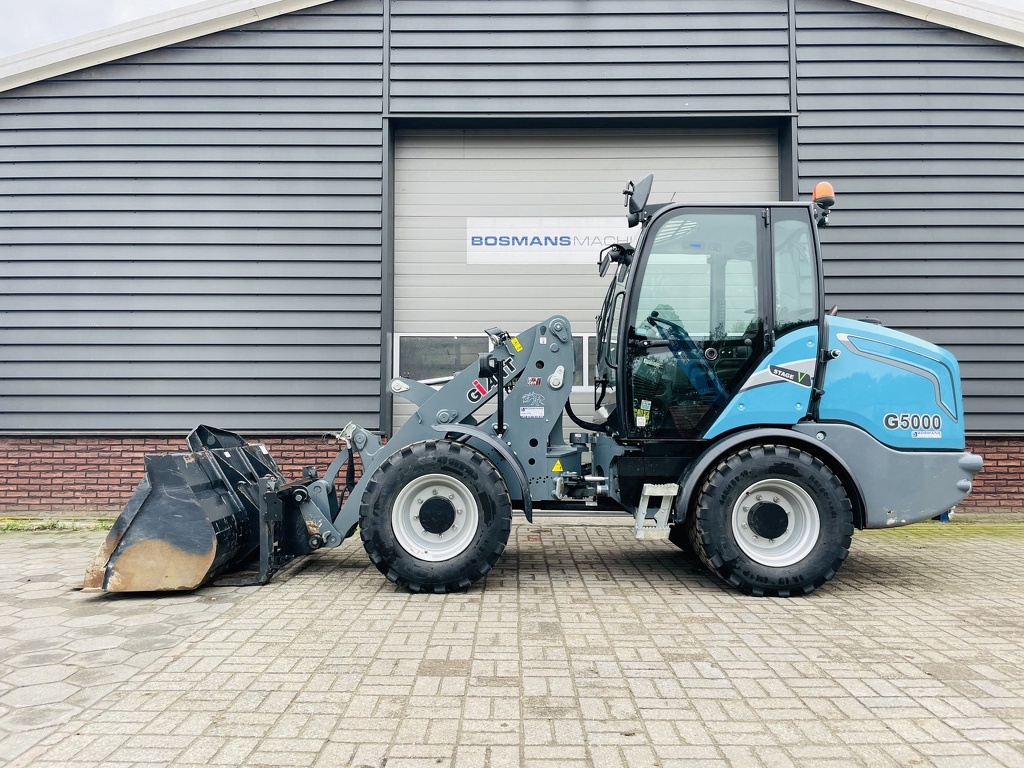 TE HUUR Giant G5000 5 T shovel / kniklader