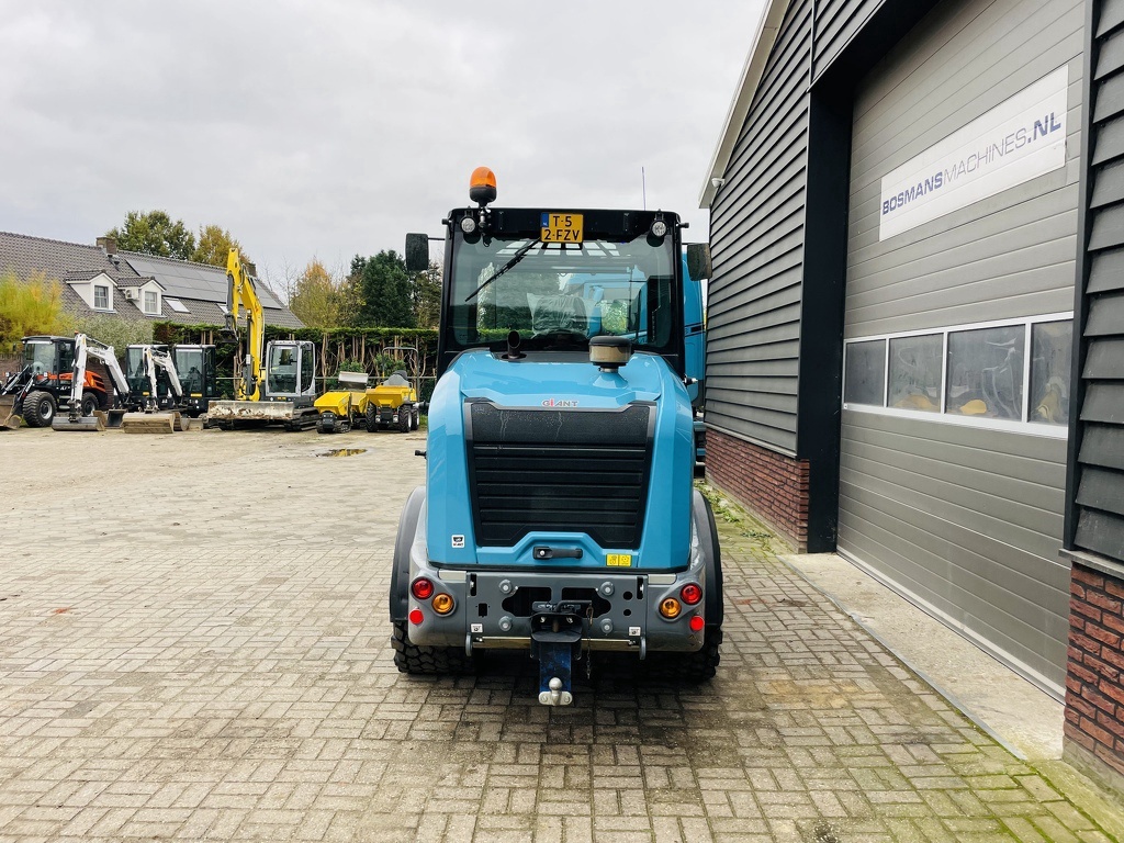 TE HUUR Giant G5000 5 T shovel / kniklader