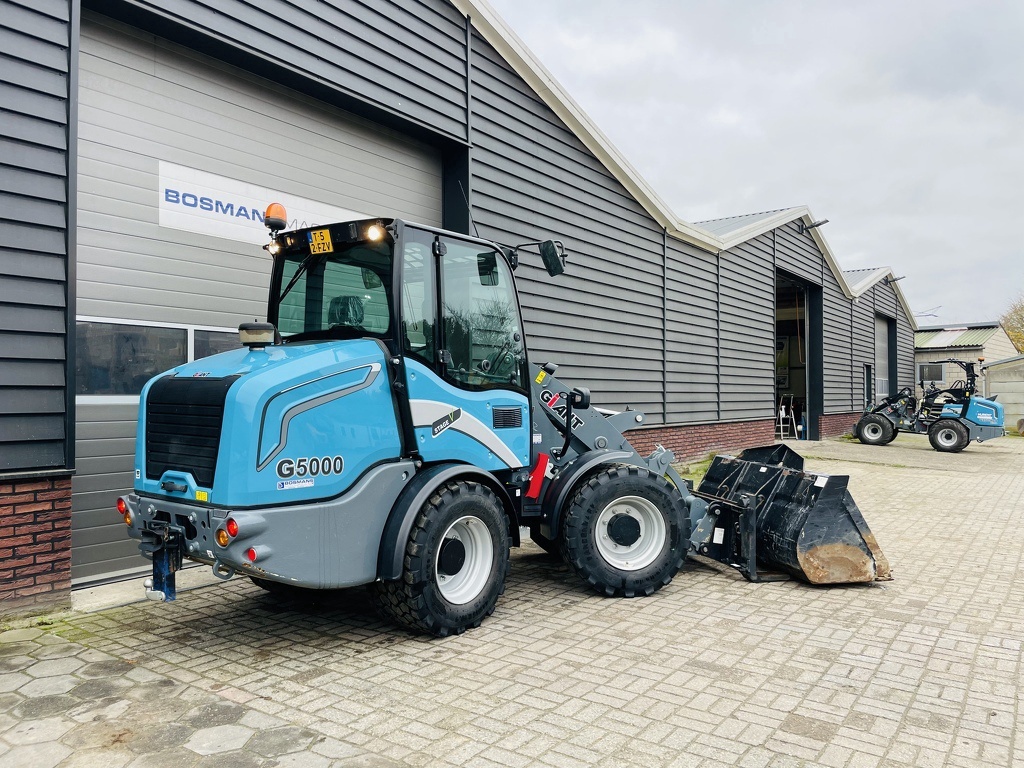 TE HUUR Giant G5000 5 T shovel / kniklader