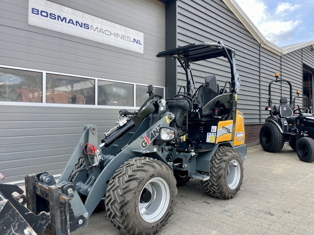 TE HUUR Giant G2300 HD X-TRA minishovel 2.2 T