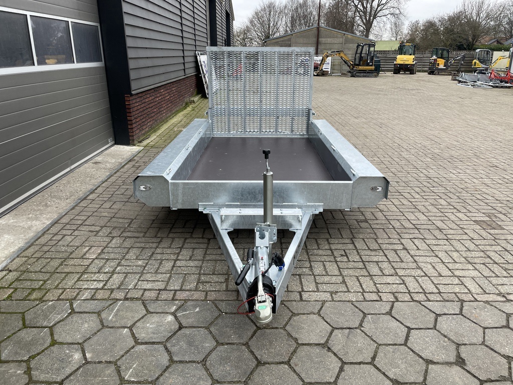 TE HUUR Vlemmix machinetransporter 2700 kg