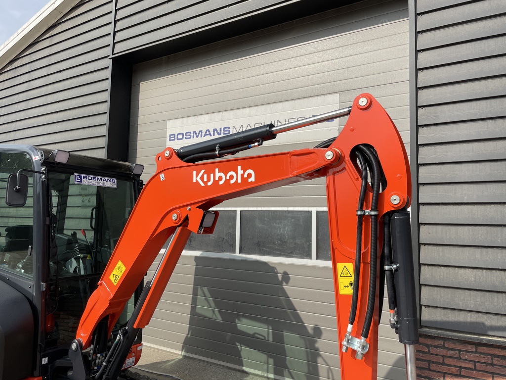 Kubota KX027 KX27 HI-SPEC minigraver NIEUW €599 LEASE