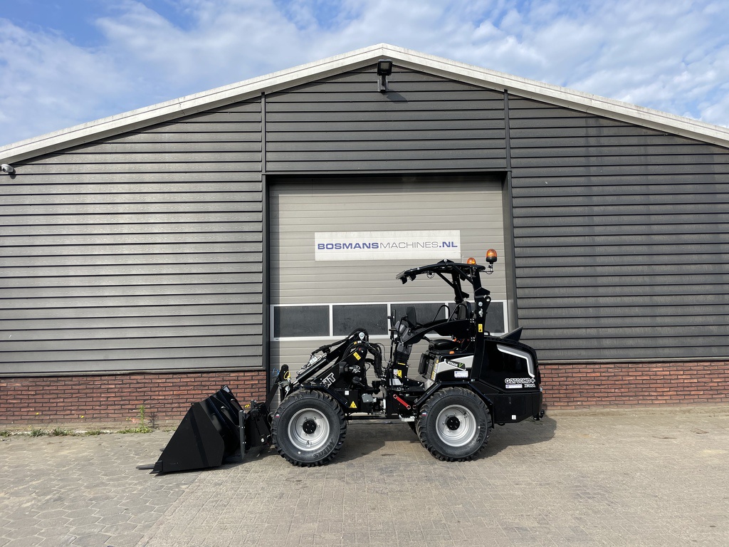 Giant G2700 X-TRA HD + minishovel NIEUW black edition