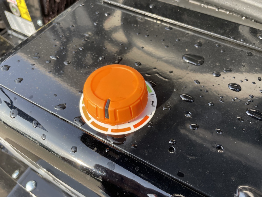 Giant G2700 X-TRA HD + minishovel NIEUW black edition