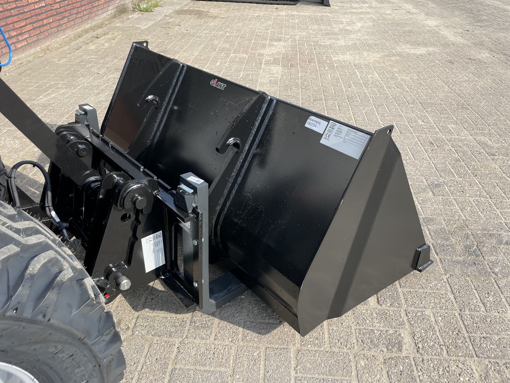 Giant G2700 X-TRA HD + minishovel NIEUW black edition