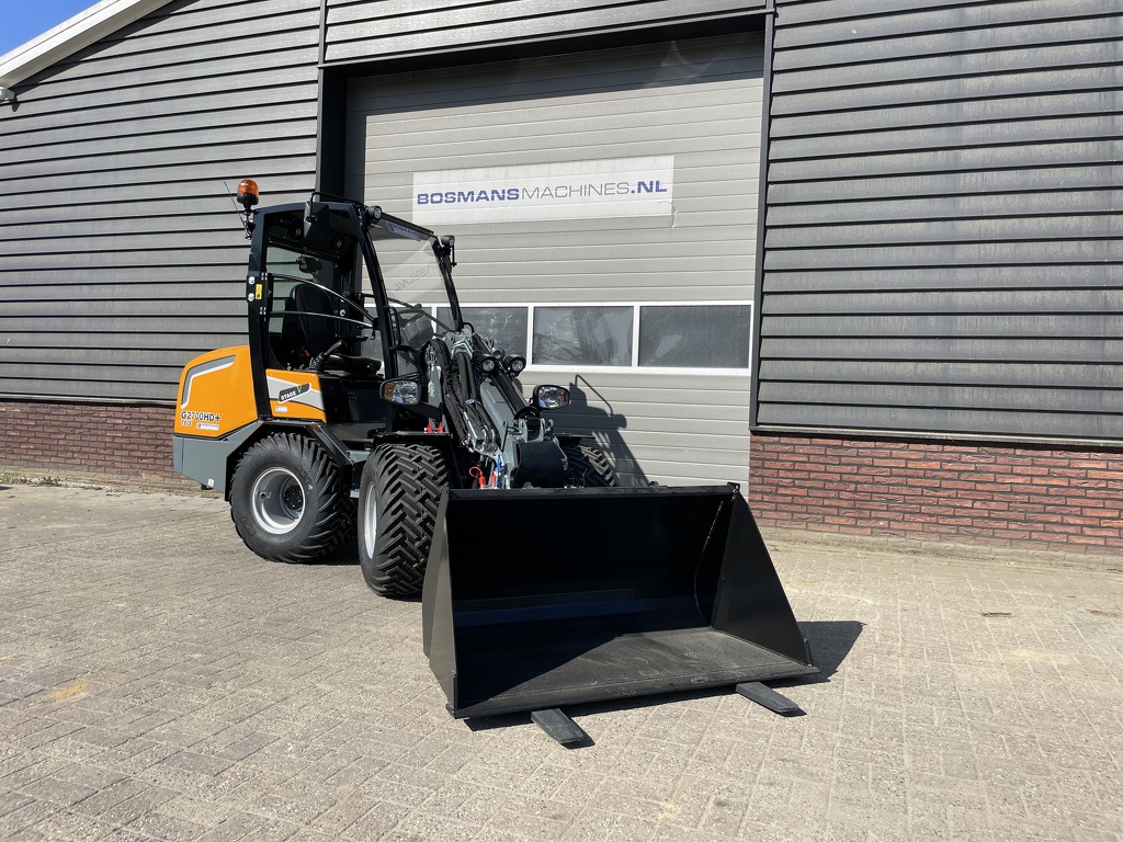 Giant G2700 TELE HD+ minishovel NIEUW €835 LEASE