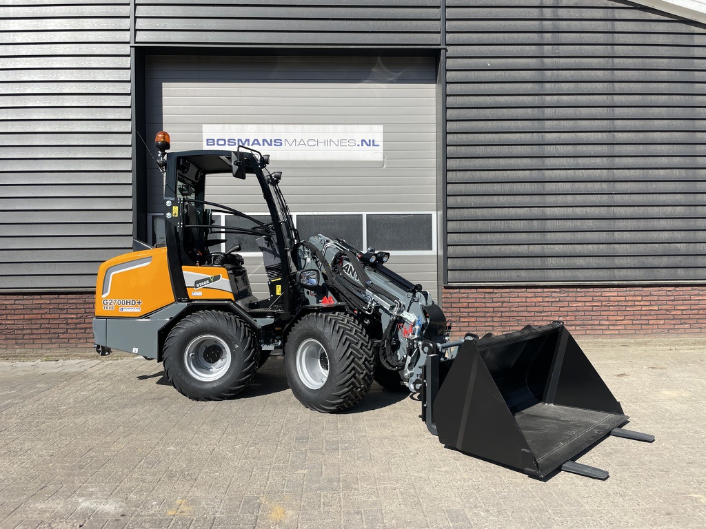 Giant G2700 TELE HD+ minishovel NIEUW €835 LEASE