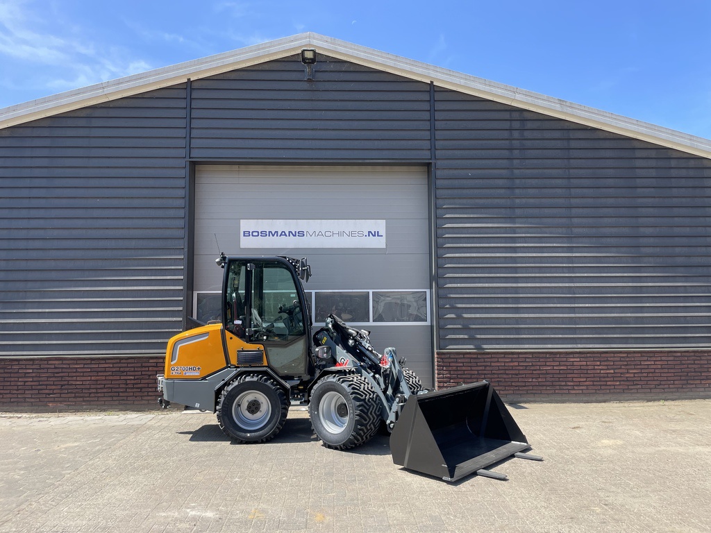 Giant G2700 X-TRA HD+ CABINE minishovel NIEUW