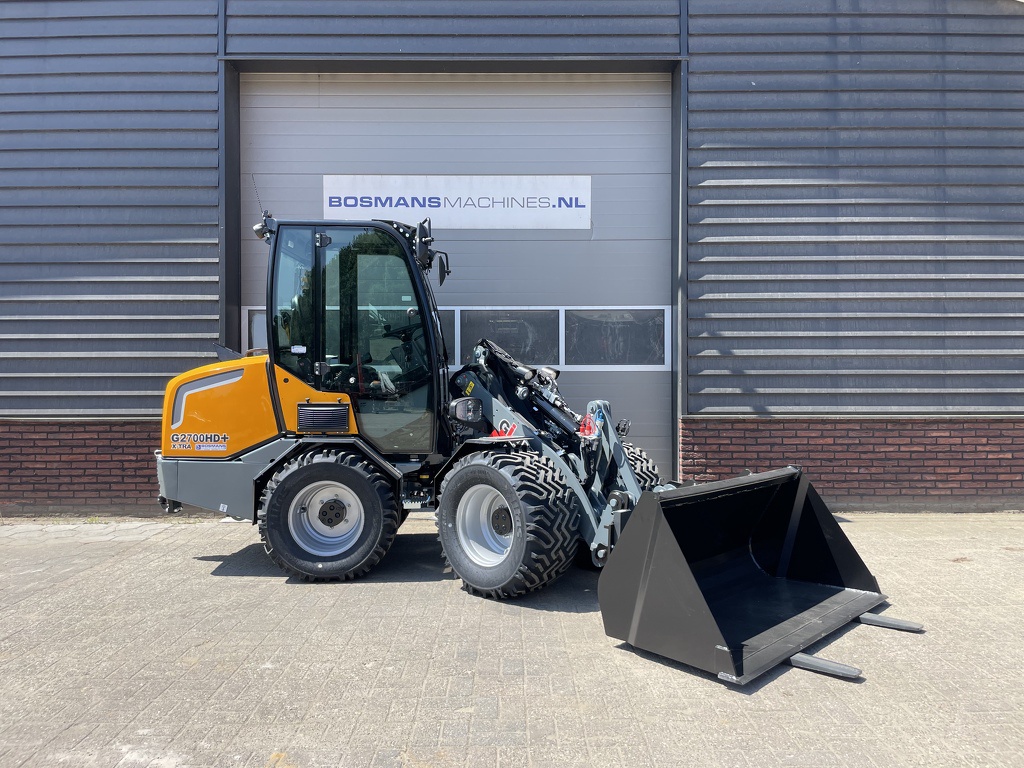 Giant G2700 X-TRA HD+ CABINE minishovel NIEUW