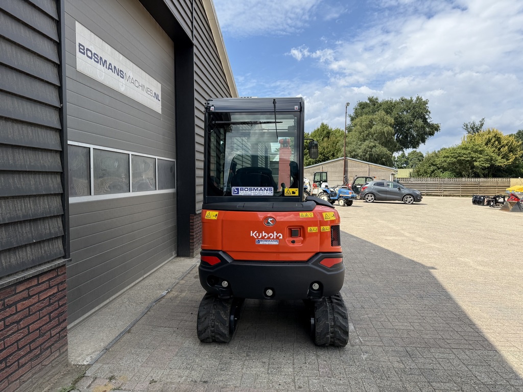 Kubota KX027 HI-SPEC minigraver NIEUW incl CW05 + 3 bakken