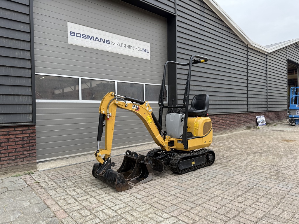 Caterpillar 300.9 minigraver BJ 2021