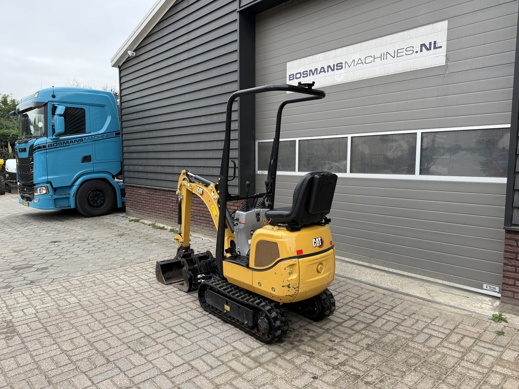 Caterpillar 300.9 minigraver BJ 2021