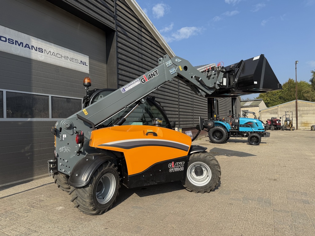 Giant GT5048 TENDO compact verreiker BJ 2023 70 uur