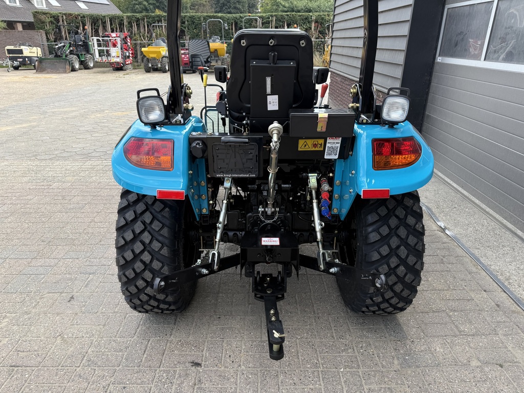 Knegt 304 G2 minitractor 4WD 30 PK