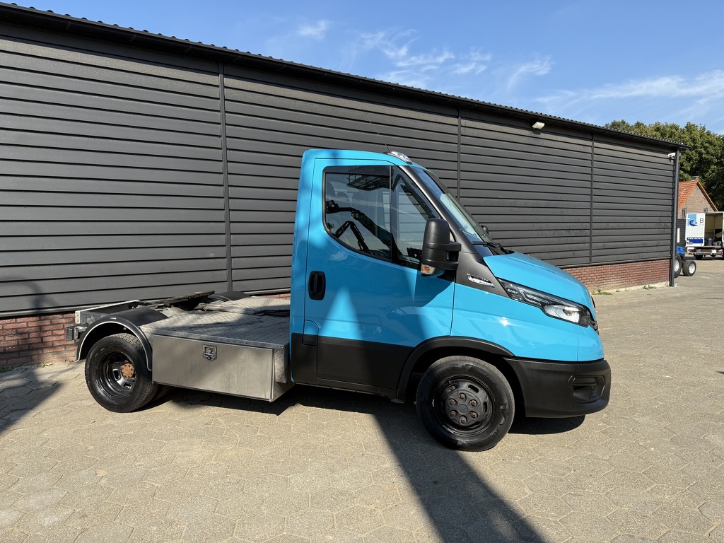 Iveco daily 40-180 hi matic BE trekker 10.5 T