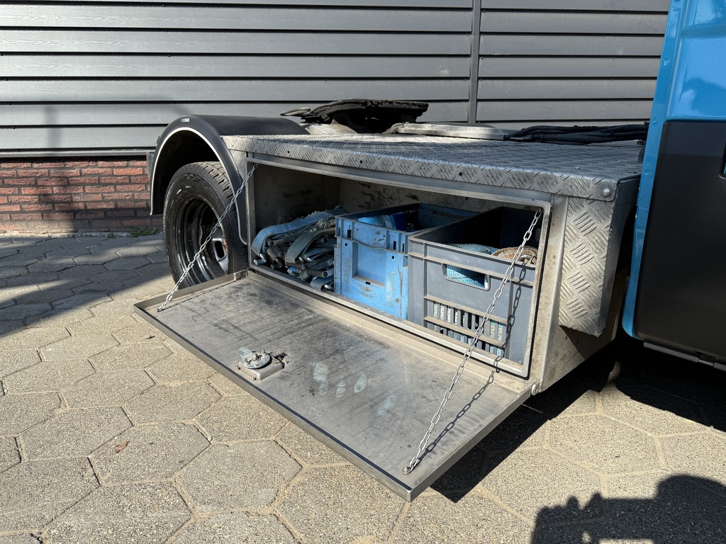 Iveco daily 40-180 hi matic BE trekker 10.5 T