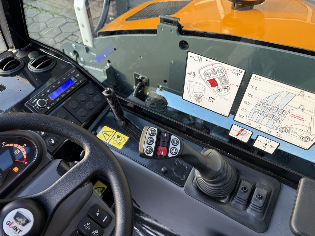 Giant GT5048 tendo compact verreiker NIEUW