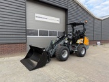 miniature-of Giant G2700 HD X-TRA + minishovel / kniklader NIEUW
