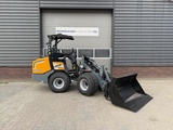 miniature-of Giant G2700 HD X-TRA + minishovel / kniklader NIEUW