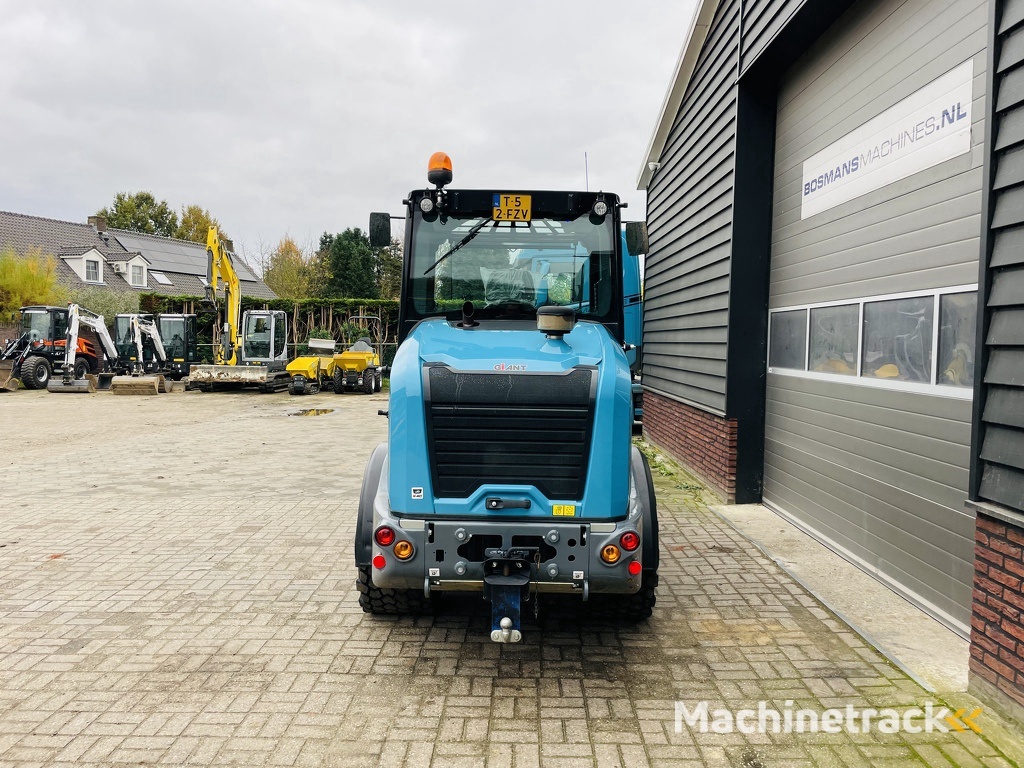 TE HUUR Giant G5000 5 T shovel / kniklader