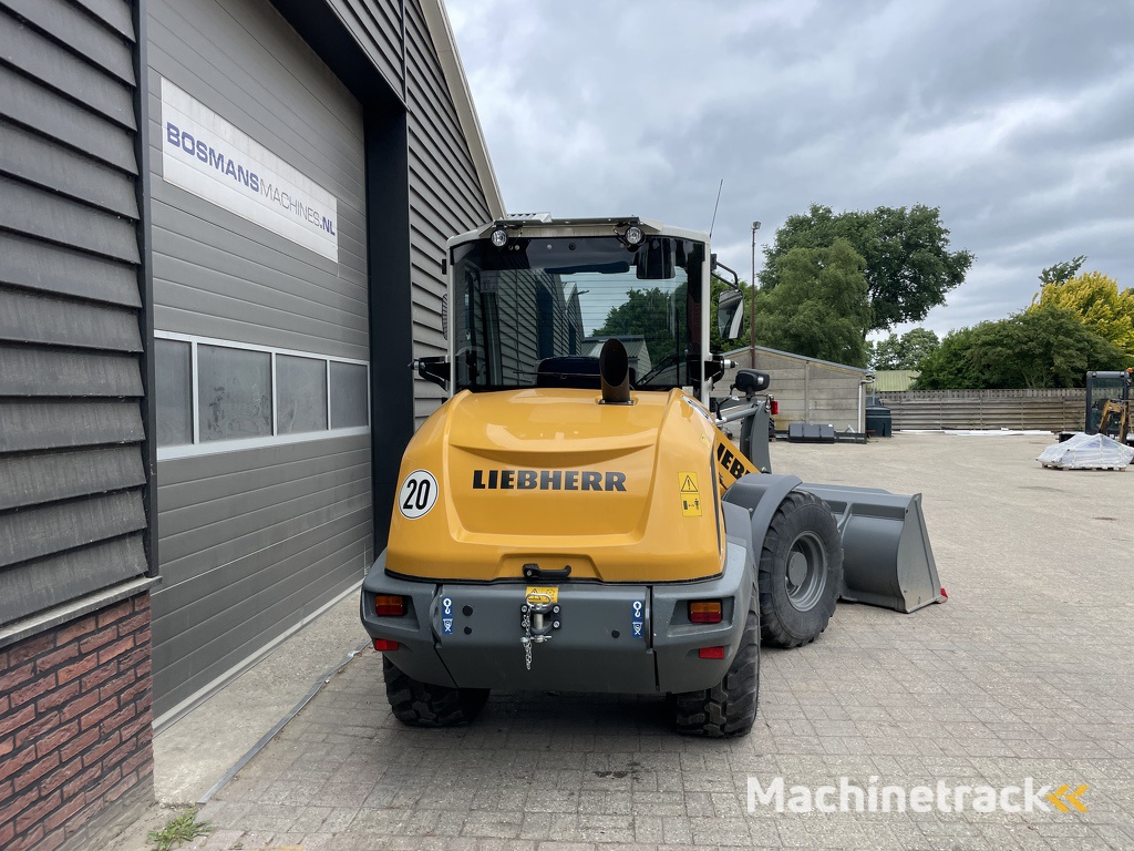 Liebherr L506 C compact shovel / kniklader NIEUW €775 LEASE
