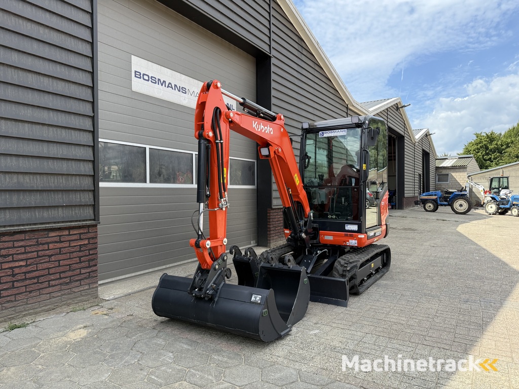 Kubota KX027 HI-SPEC minigraver NIEUW incl CW05 + 3 bakken