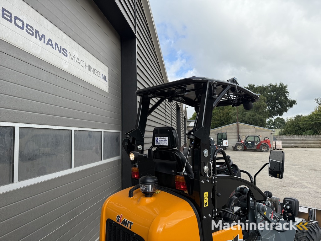 Giant G1500 L HD X-TRA minishovel / kniklader NIEUW