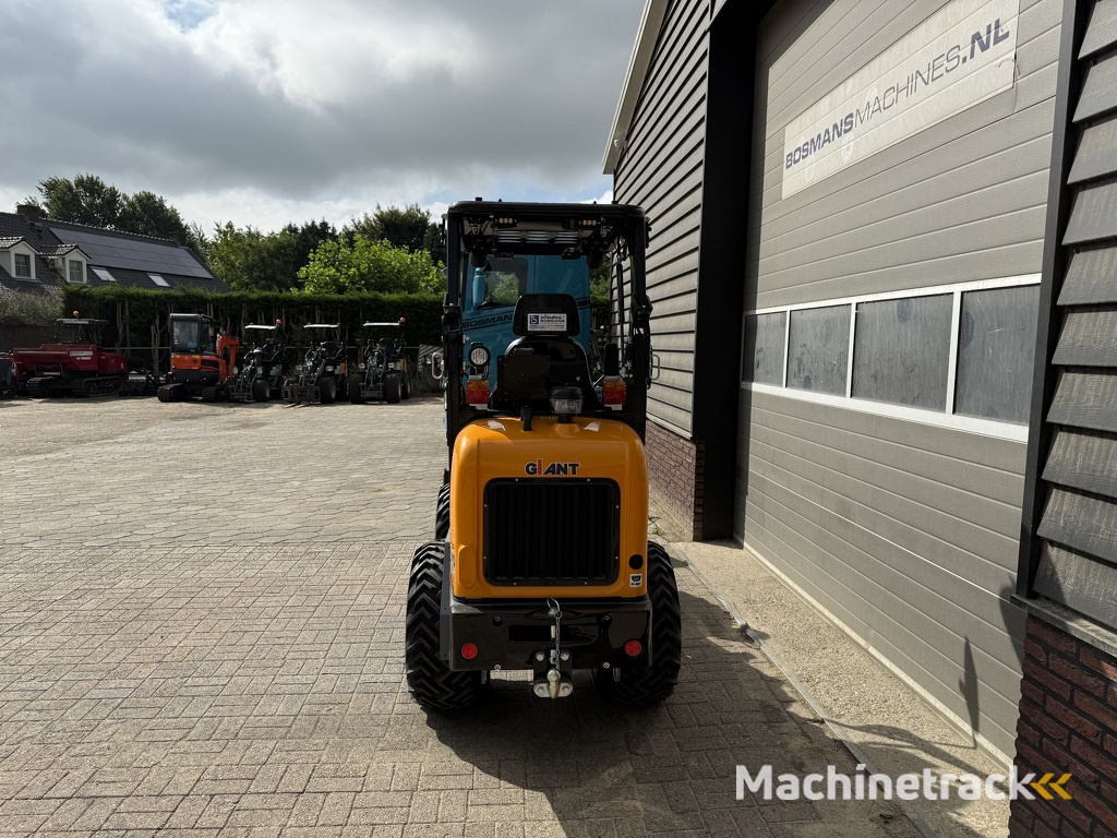 Giant G1500 L HD X-TRA minishovel / kniklader NIEUW