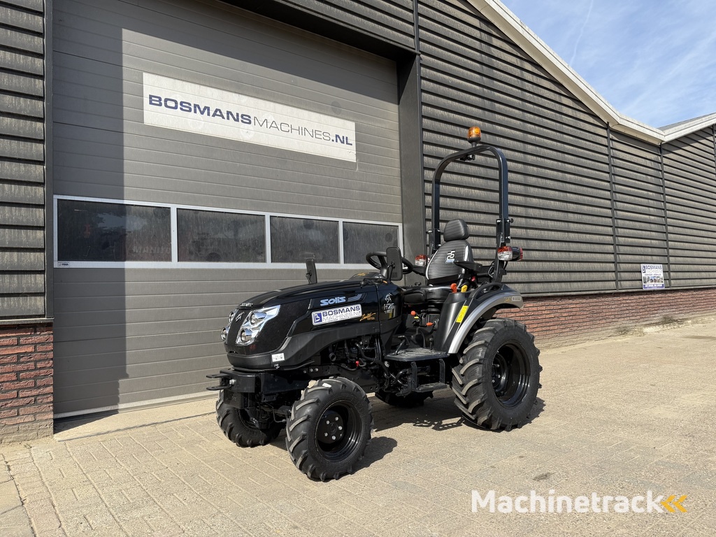 Solis 26 HST minitractor NIEUW black edition / brede agri banden