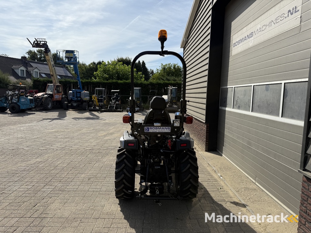 Solis 26 HST minitractor NIEUW black edition / brede agri banden