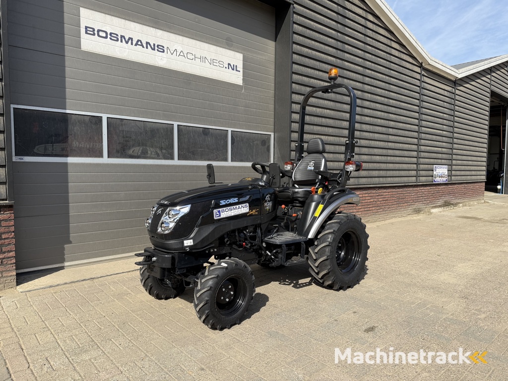 Solis 26 HST minitractor NIEUW black edition / brede agri banden