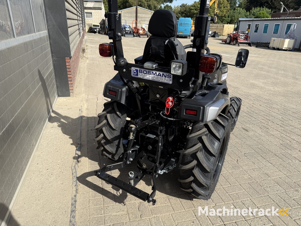 Solis 26 HST minitractor NIEUW black edition / brede agri banden