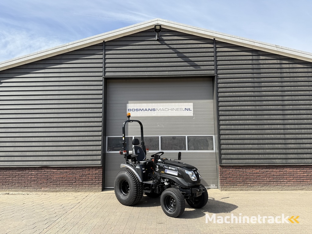 Solis 26 HST minitractor NIEUW BLACK EDITION hoge gazonbanden