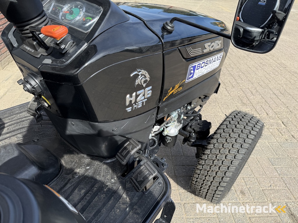 Solis 26 HST minitractor NIEUW BLACK EDITION hoge gazonbanden
