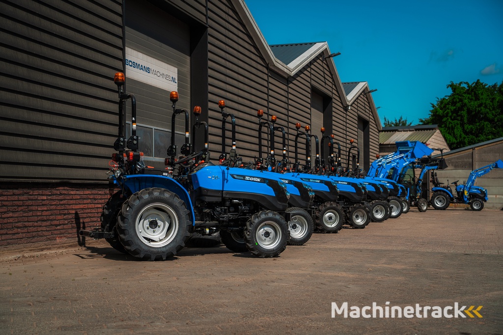 Solis 26 HST minitractor NIEUW BLACK EDITION hoge gazonbanden