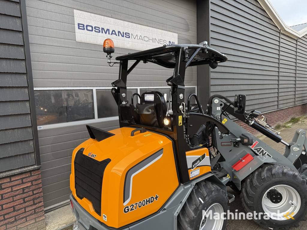 Giant G2700 HD + minishovel / kniklader NIEUW