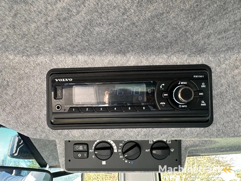 Volvo L120 H2 longboom UNUSED