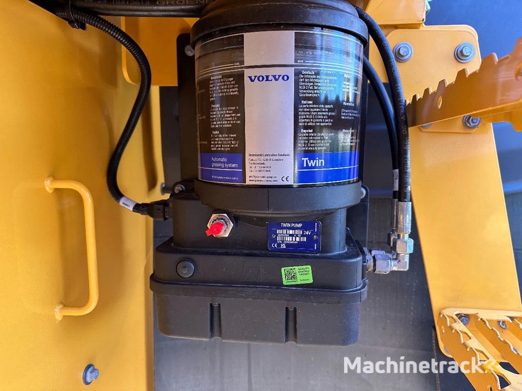 Volvo L120 H2 longboom UNUSED