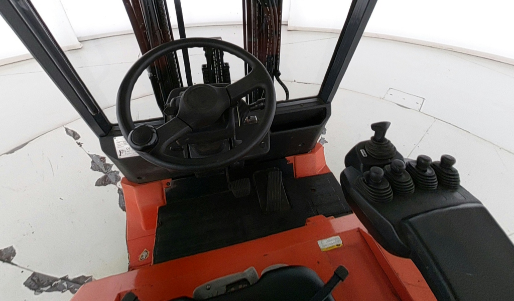 Toyota 7FBMF25 triplex