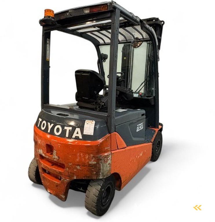 Toyota 8FBMKT25 heftruck